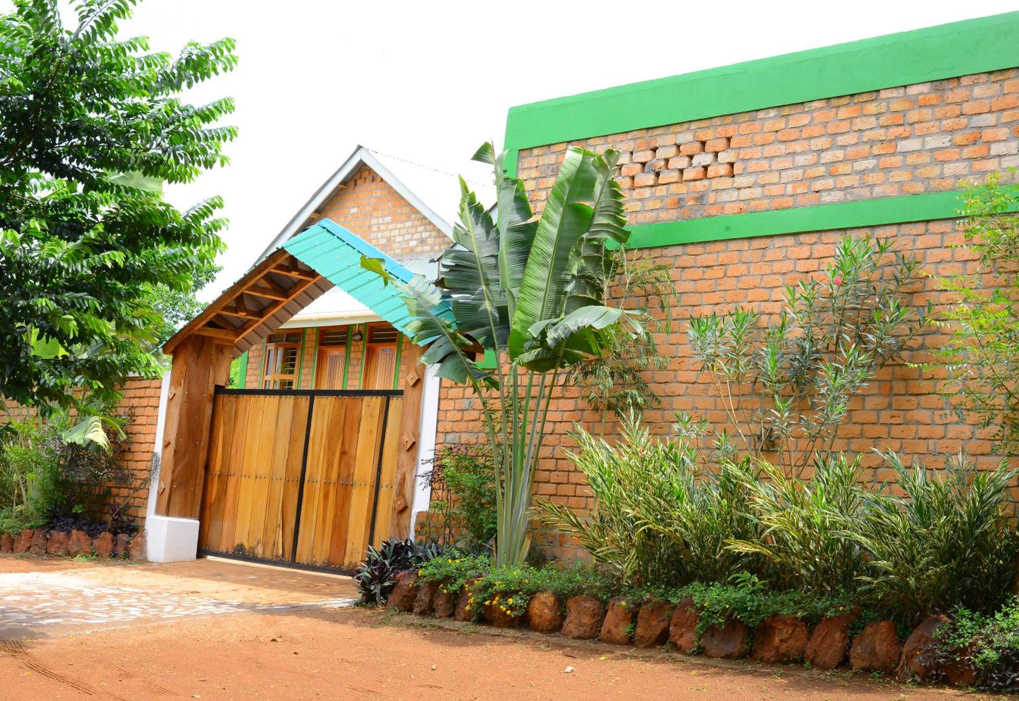 Iziba Lodge Hoima Exterior photo